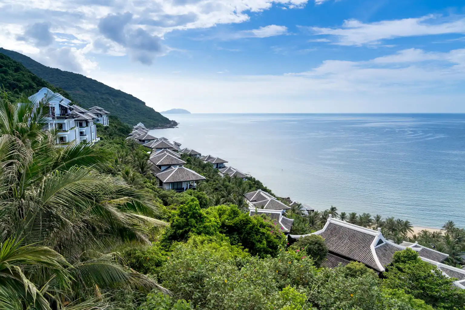 Khu nghỉ dưỡng nhiệt đới ven biển
